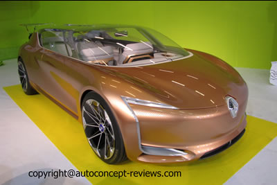 2017 Renault Symbioz Electric Autonomous Concept 